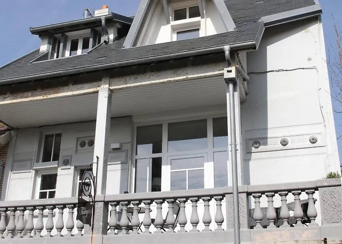 Apartment Thamyris, Proche Et Centre *